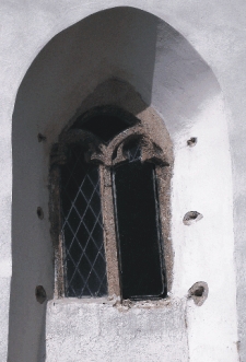 Pseka - znien okno kostela